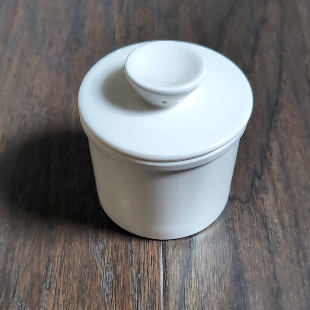 👩🏼‍🍳 French Butter Bell Unbranded White